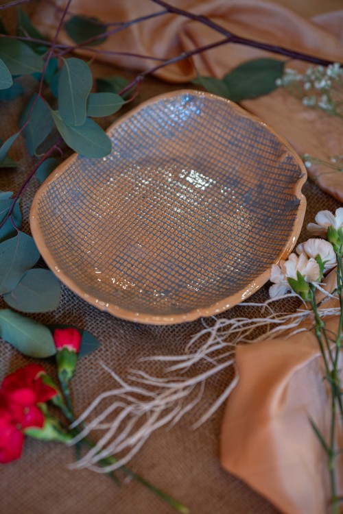 Patera Astra – ręcznie wykonana ceramiczna patera na nóżkach
