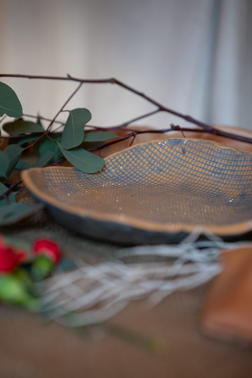 Patera Astra – ręcznie wykonana ceramiczna patera na nóżkach